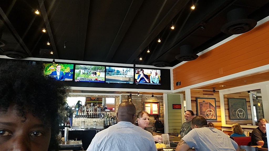 Chilis Grill & Bar | restaurant | 4480 Mobile Hwy, Pensacola, FL 32506, USA | 8504551823 OR +1 850-455-1823