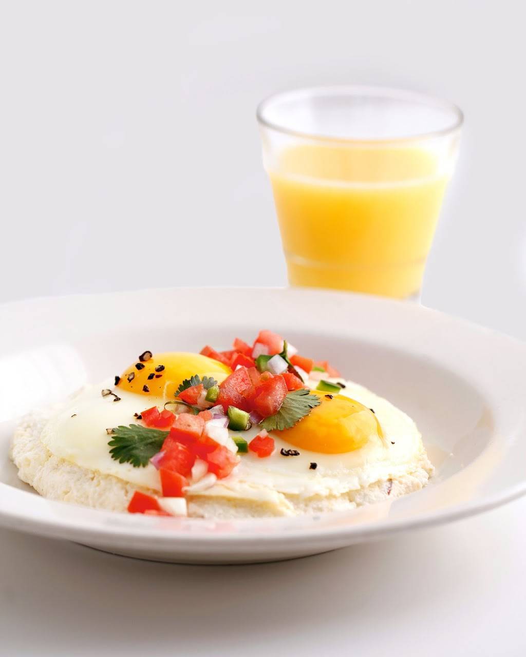 MetroFresh Uptown | restaurant | 1360 Peachtree St NE #150, Atlanta, GA 30309, USA | 4045002685 OR +1 404-500-2685