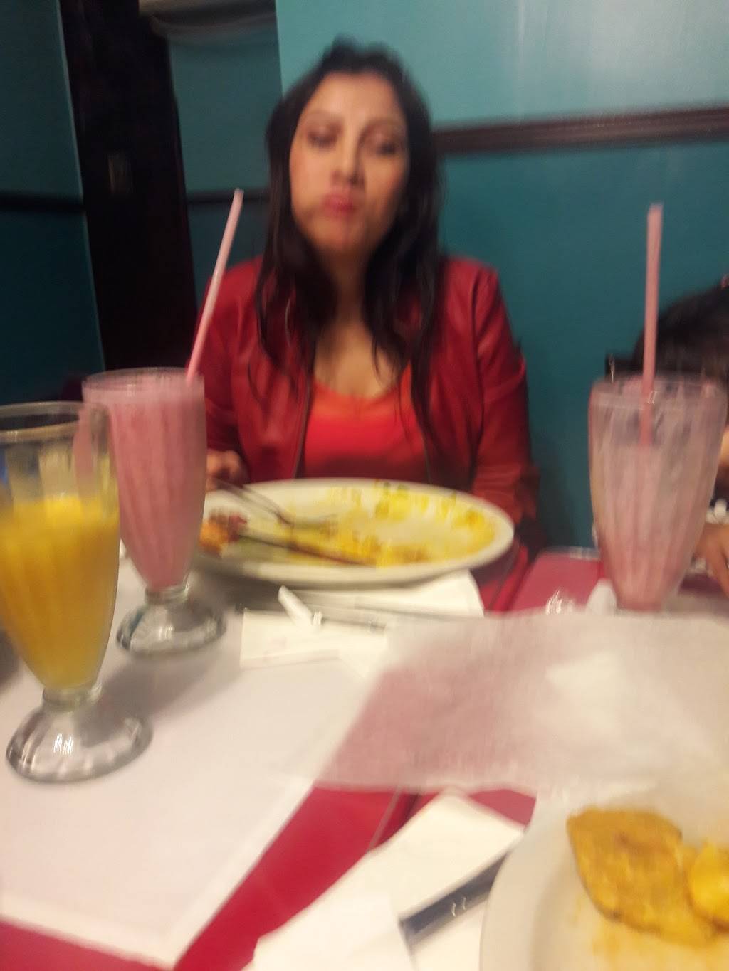 La Carreta | restaurant | 407 51st St, Brooklyn, NY 11220, USA | 7185673566 OR +1 718-567-3566