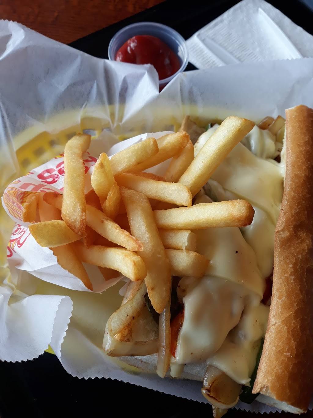 Johnnys Place | restaurant | 20 W Golf Rd, Des Plaines, IL 60016, USA | 8477492100 OR +1 847-749-2100