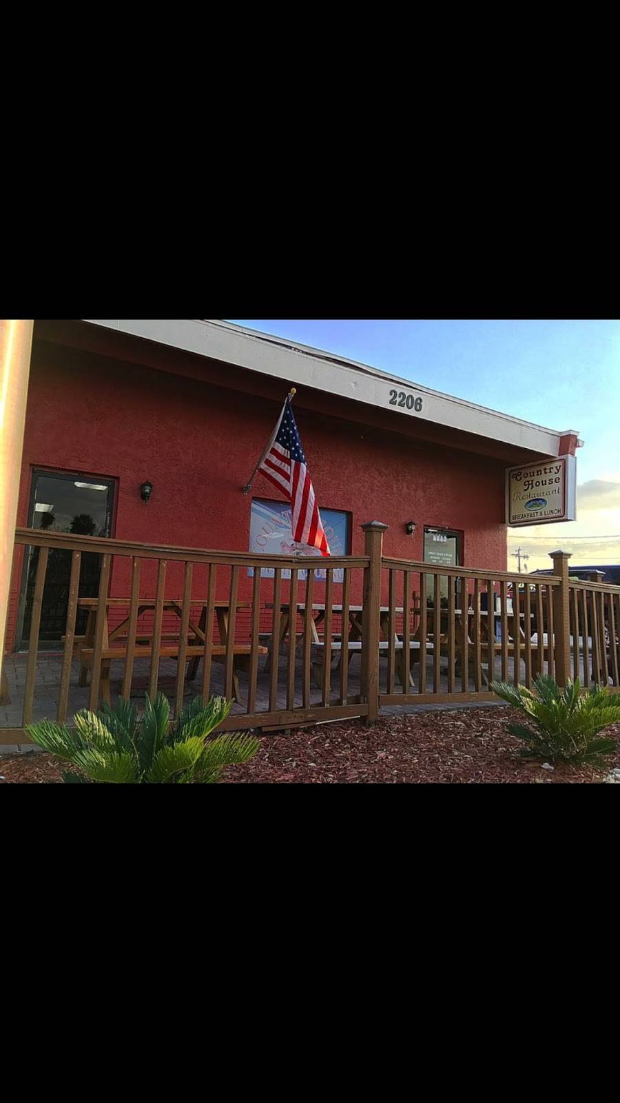 Country House East | restaurant | 4211, 2206 Davis Blvd, Naples, FL 34104, USA | 2397750626 OR +1 239-775-0626