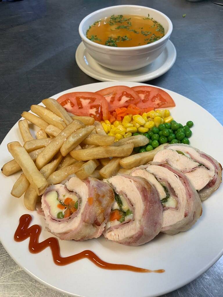 Tiki Cantina & Fusion Restaurant | restaurant | 4185 Bonita Beach Rd SW, Bonita Springs, FL 34134, USA | 2394058371 OR +1 239-405-8371