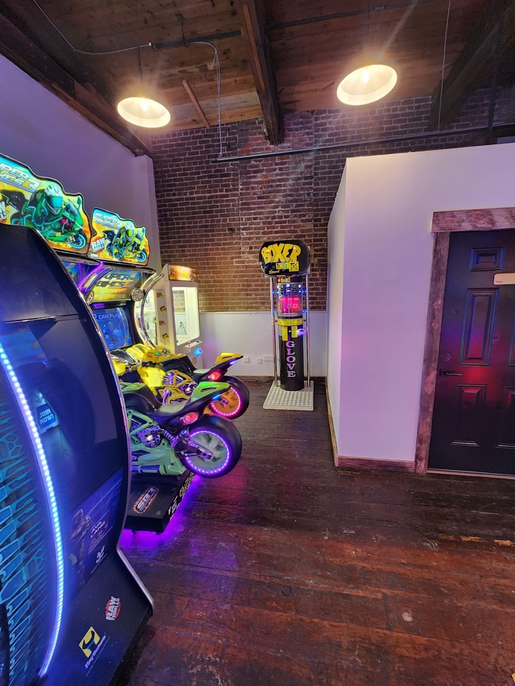 Old 97 Tavern | restaurant | 315 Lynn St suite b, Danville, VA 24541, USA | 4345495912 OR +1 434-549-5912