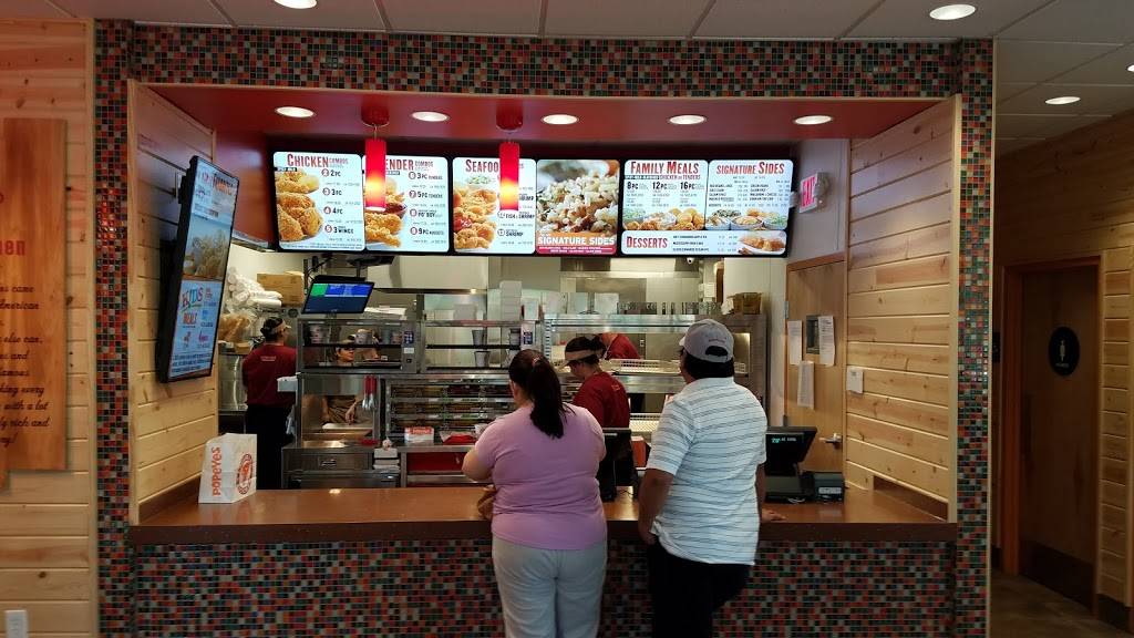 Popeyes Louisiana Kitchen | restaurant | 3507 W Noble Ave, Visalia, CA 93277, USA | 5593727333 OR +1 559-372-7333