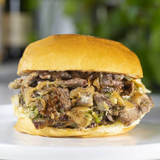 Cracked by Chef Adrianne | restaurant | 7400 SW 57th Ct Suite 101, South Miami, FL 33143, USA | 3056655820 OR +1 305-665-5820