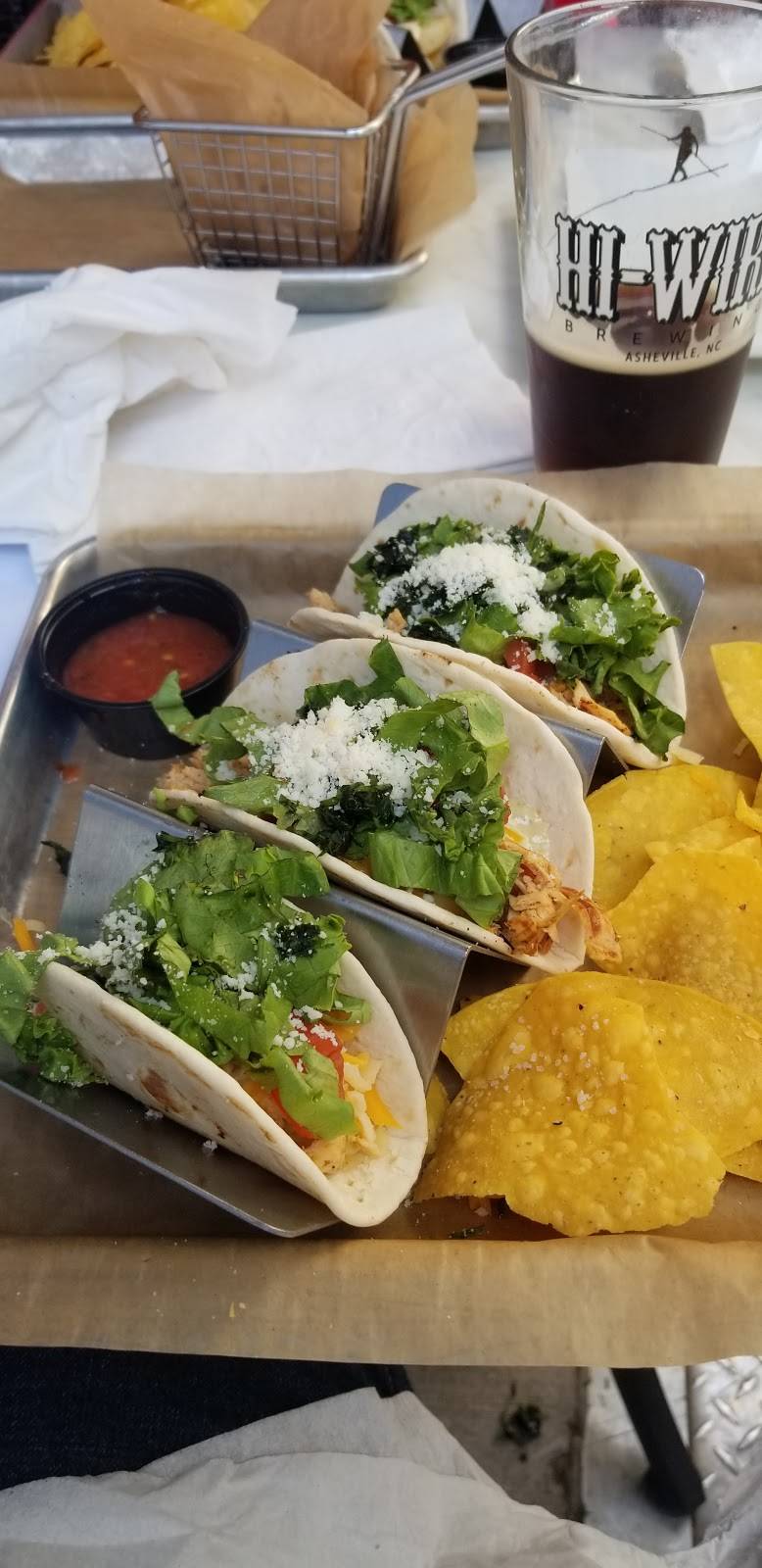 The Brass Tap | restaurant | 819 Terrace Park, Rock Hill, SC 29730, USA | 8033299094 OR +1 803-329-9094