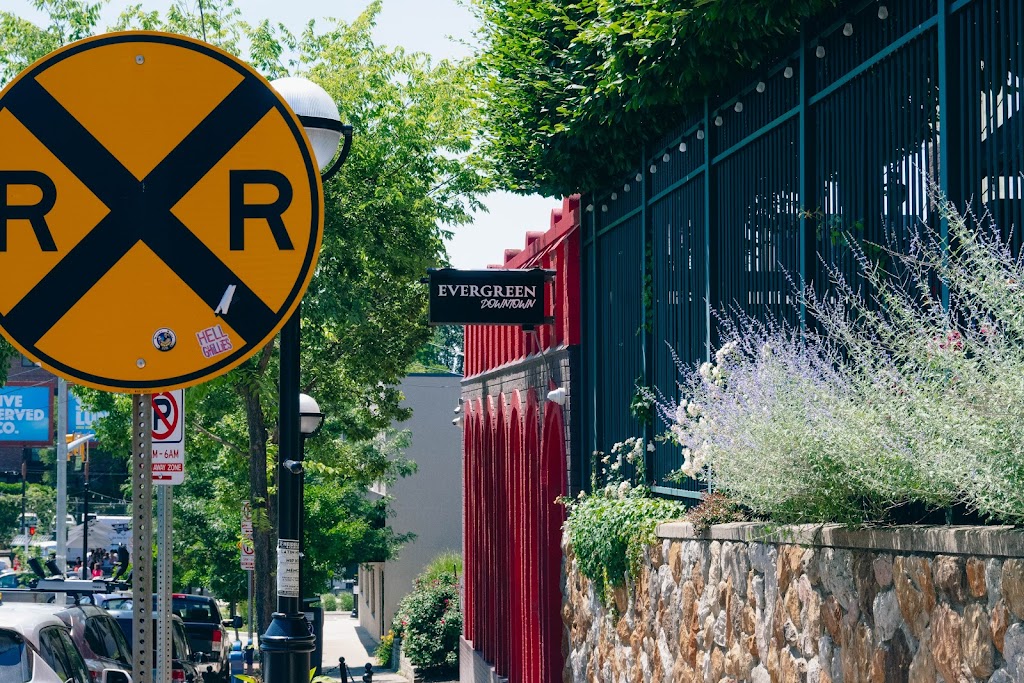 Evergreen Downtown | restaurant | 208 W Liberty St, Ann Arbor, MI 48104, USA | 7349295460 OR +1 734-929-5460