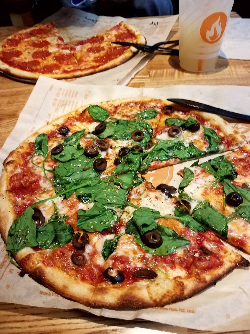 Blaze Pizza | meal takeaway | 212 F St, Davis, CA 95616, USA | 5302008878 OR +1 530-200-8878