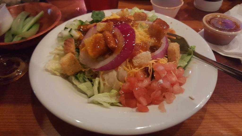 Roosters | restaurant | 9400 N Springboro Pike, Miamisburg, OH 45342, USA | 9379385796 OR +1 937-938-5796