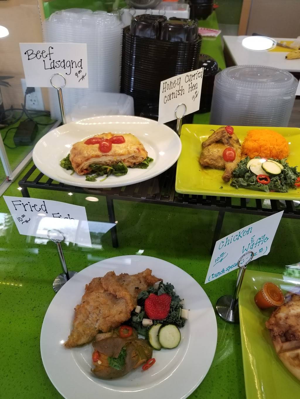 The Salty Apple | restaurant | 5299 N State Road 7, Fort Lauderdale, FL 33319, USA | 9549005811 OR +1 954-900-5811