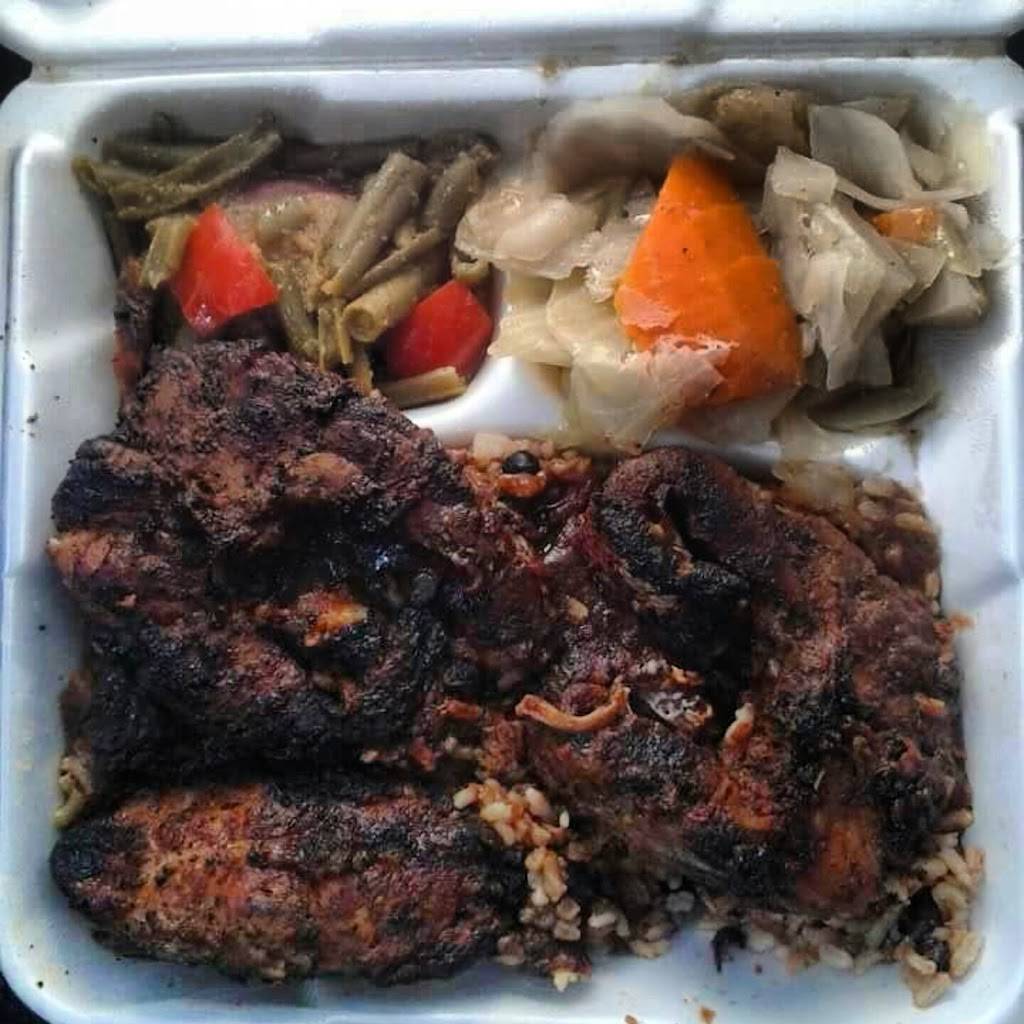 The Banana Leaf | restaurant | 1948 E 79th St, Chicago, IL 60649, USA | 7734375618 OR +1 773-437-5618