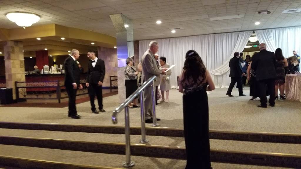 Assyrian American Civic Club | restaurant | 2618 N Golden State Blvd, Turlock, CA 95382, USA | 2096684668 OR +1 209-668-4668