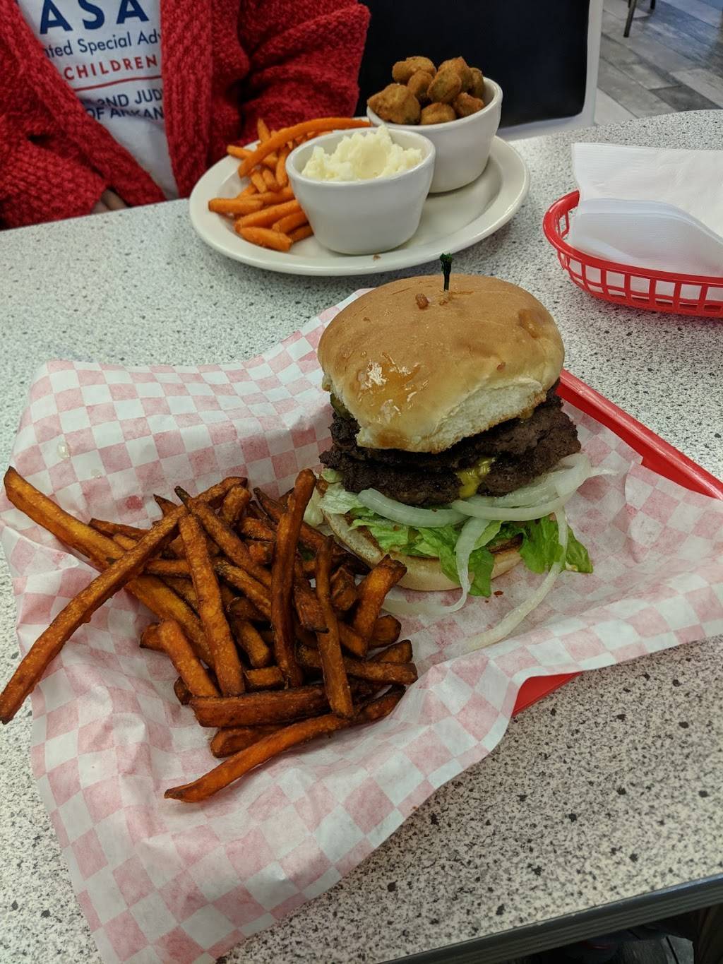 The Kitchen | restaurant | 1000 E Hollywood St, Blytheville, AR 72315, USA | 8707801324 OR +1 870-780-1324