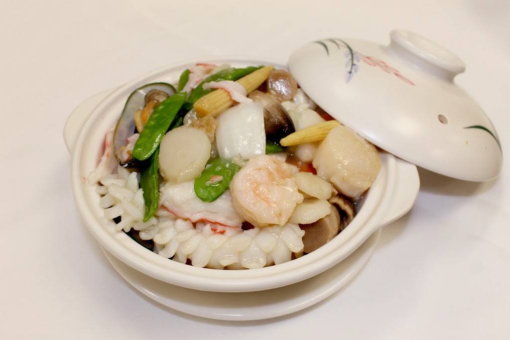 Lucky Dragon | restaurant | 2800 N High St, Columbus, OH 43202, USA | 6142636899 OR +1 614-263-6899