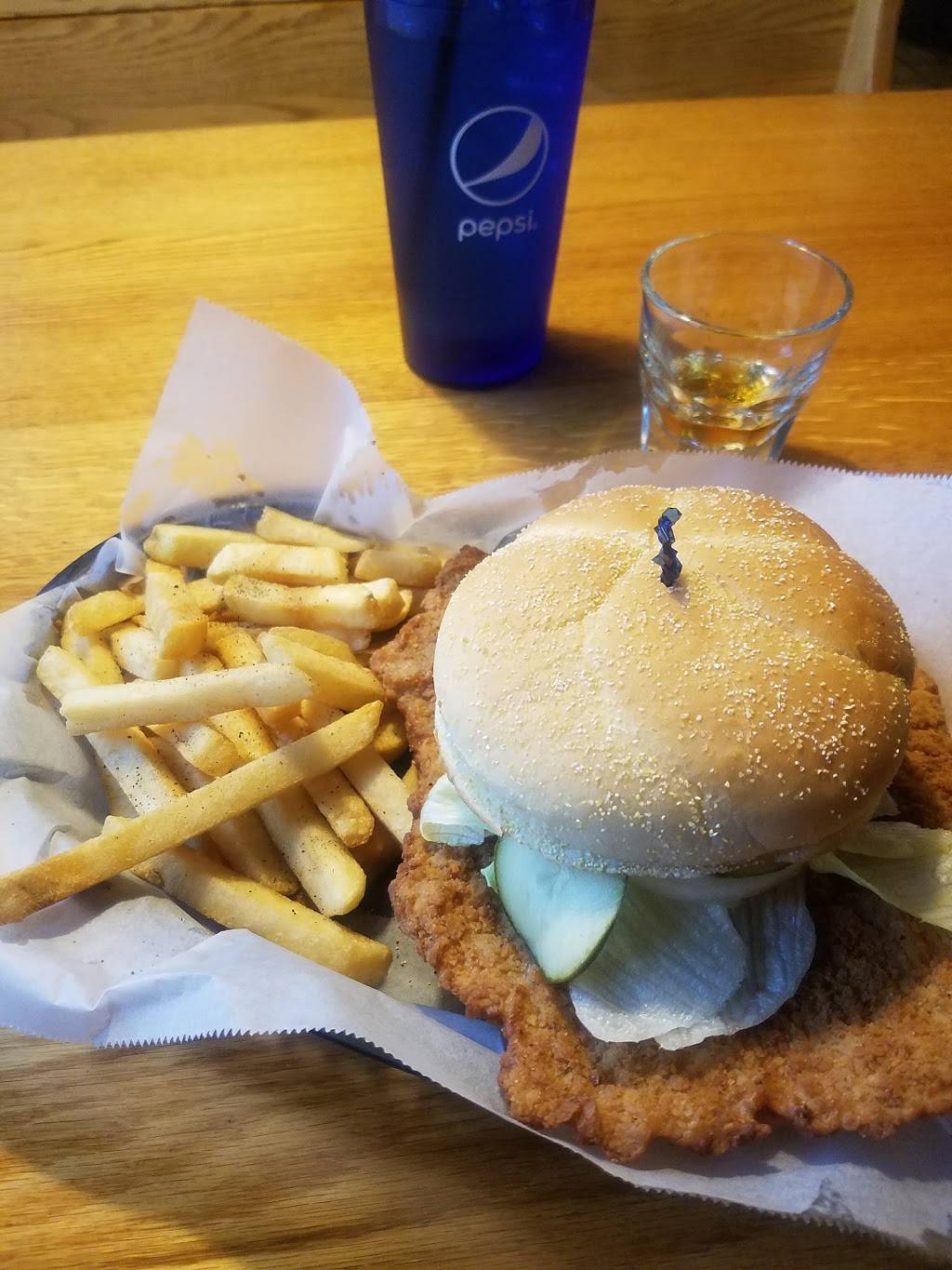 Crabbys Bar & Grill | restaurant | 826 W 1st Ave, Coal Valley, IL 61240, USA | 3097993300 OR +1 309-799-3300