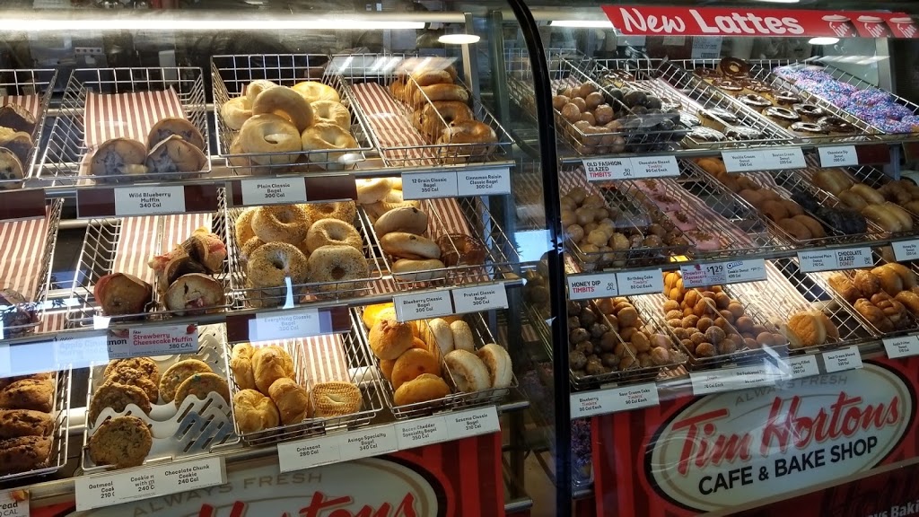 Tim Hortons | restaurant | 590 N Lapeer Rd, Oxford, MI 48371, USA | 2485724069 OR +1 248-572-4069