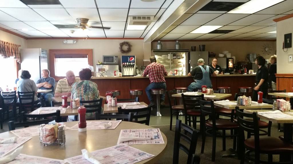 Quarryville Family Restaurant | restaurant | 134 E State St, Quarryville, PA 17566, USA | 7177865073 OR +1 717-786-5073