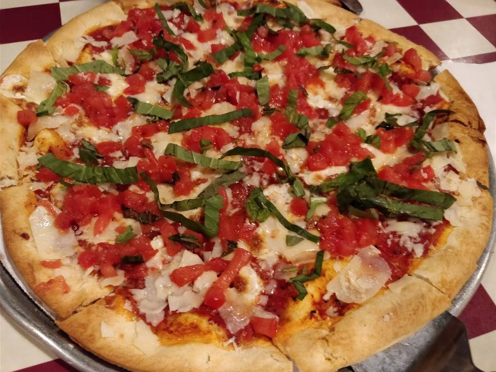 Giordanos | restaurant | 455 W Roosevelt Rd, Glen Ellyn, IL 60137, USA | 6307901717 OR +1 630-790-1717