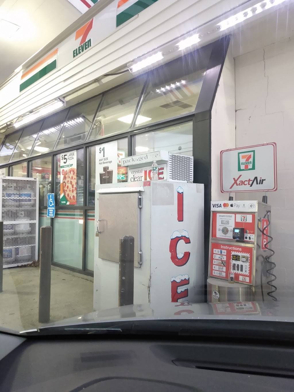 7-Eleven | bakery | 283 Broad St, New London, CT 06320, USA | 8604431269 OR +1 860-443-1269