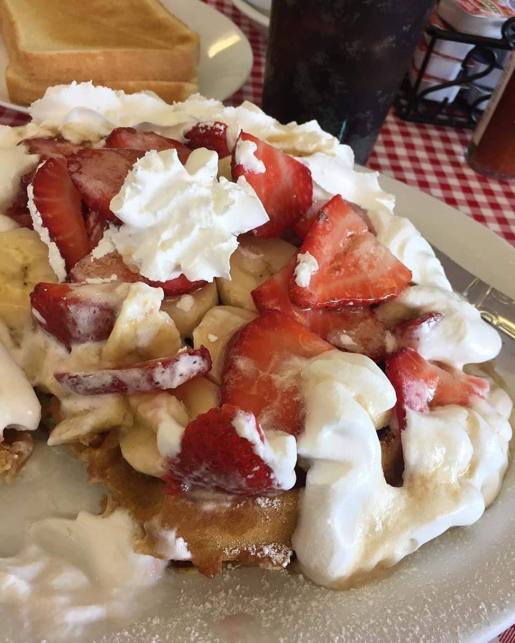 Tubbys | restaurant | 199 Southwest Blvd, Rohnert Park, CA 94928, USA | 7077921232 OR +1 707-792-1232