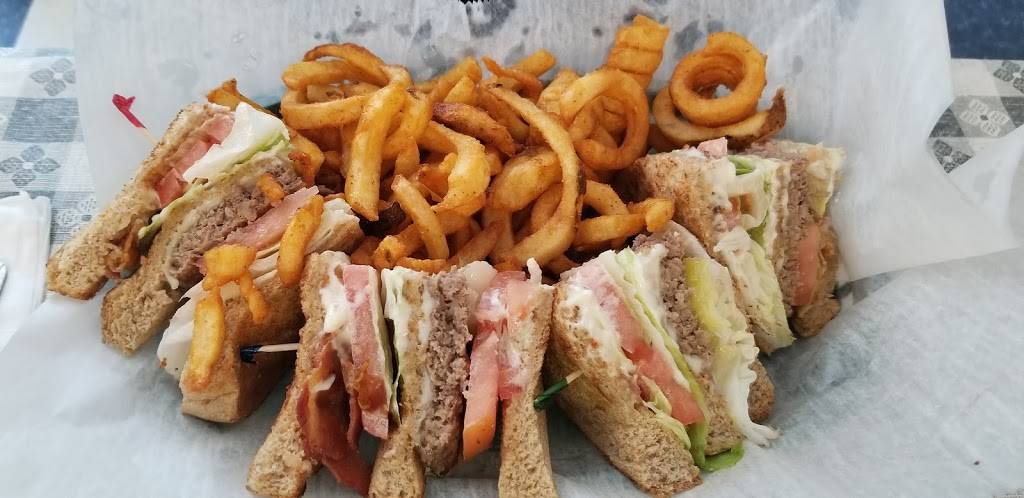 Simards Place | restaurant | 501 Newburyport Turnpike, Rowley, MA 01969, USA | 9789487006 OR +1 978-948-7006