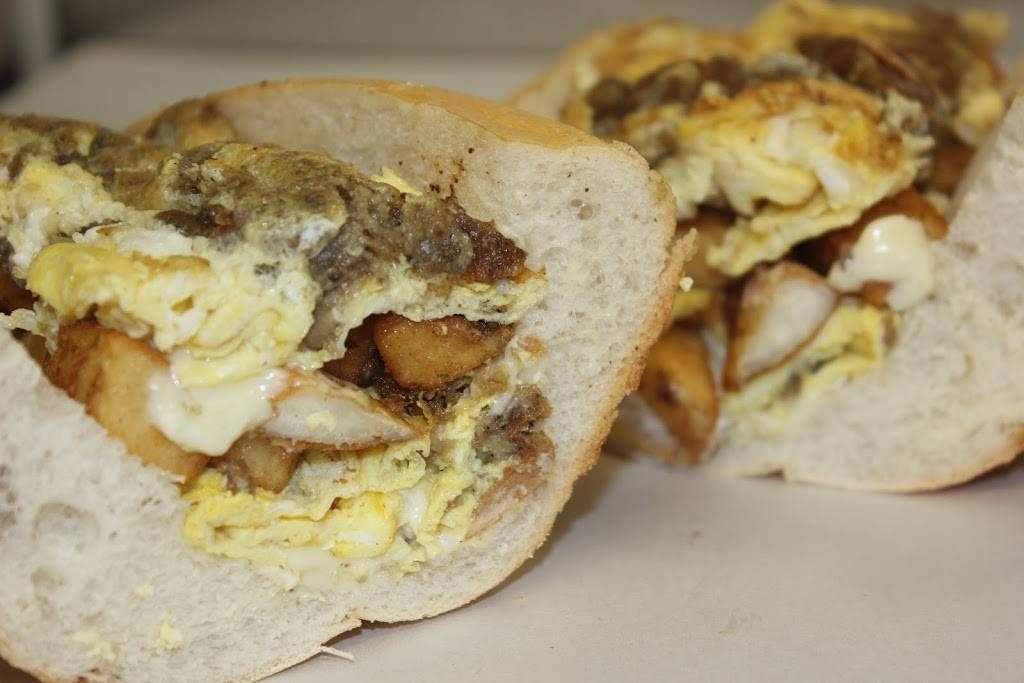 LaSpadas Original Steaks & Hoagies | meal takeaway | 391 Wilmington West Chester Pike, Glen Mills, PA 19342, USA | 6104591500 OR +1 610-459-1500