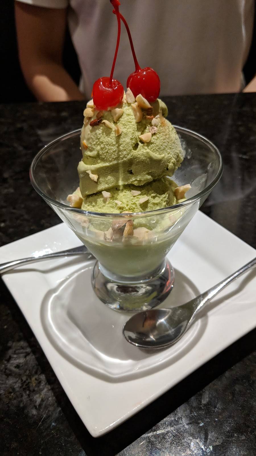 Tamarine by Quynh Nhi | restaurant | 118 Dundas St, London, ON N6A 1G1, Canada | 5196018276 OR +1 519-601-8276