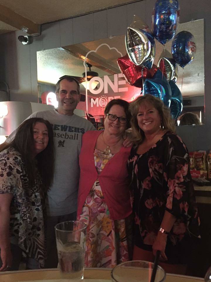 One More | restaurant | 7534 W Beloit Rd, West Allis, WI 53219, USA | 4145227534 OR +1 414-522-7534