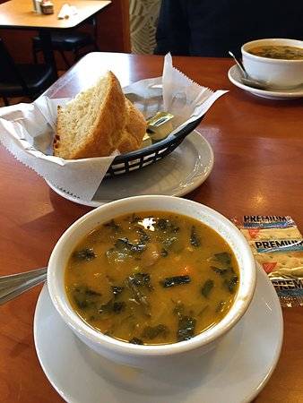 Ellies Grill | restaurant | 2033 Coolidge Hwy, Berkley, MI 48072, USA | 2486914441 OR +1 248-691-4441