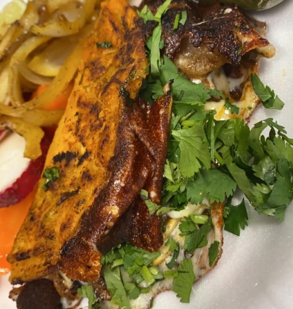 TacosLosCuevas | restaurant | 828 W Pacific Coast Hwy, Wilmington, CA 90744, USA | 4245529322 OR +1 424-552-9322