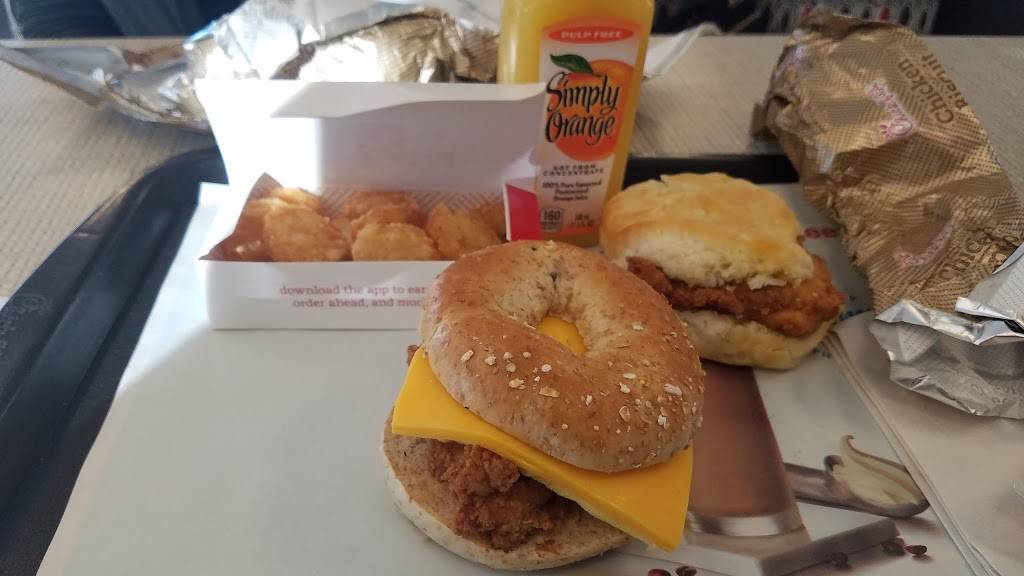 Chick-fil-A | restaurant | 5240 E Southport Rd, Indianapolis, IN 46237, USA | 3177807477 OR +1 317-780-7477