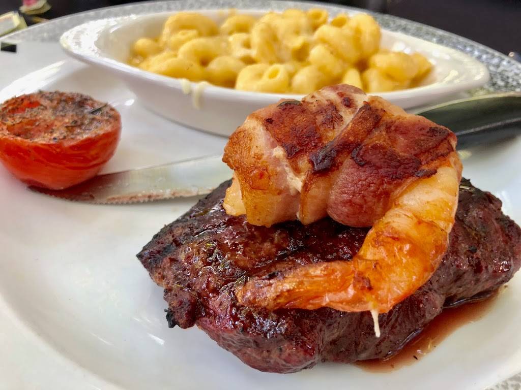 Spencers Restaurant | restaurant | 701 W Baristo Rd, Palm Springs, CA 92262, USA | 7603273446 OR +1 760-327-3446