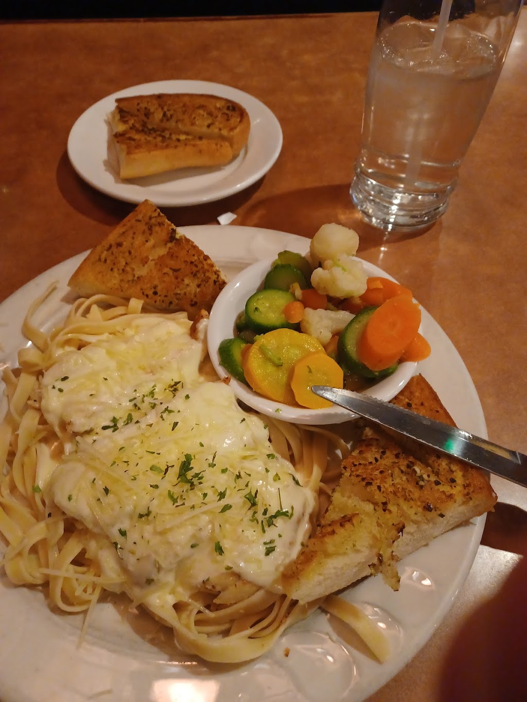 Ranch House | restaurant | 1380 W Newlands Dr, Fernley, NV 89408, USA | 7755752222 OR +1 775-575-2222