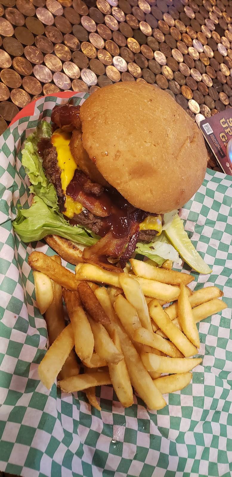 Vinnys Sports Bar and Grill | restaurant | 1847 Co Rd T, New Richmond, WI 54017, USA | 7159544002 OR +1 715-954-4002