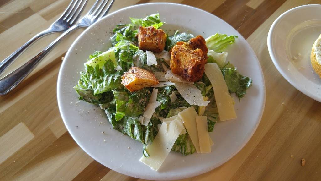 Salt Rock Grill | restaurant | 19325 Gulf Blvd, Indian Shores, FL 33785, USA | 7275937625 OR +1 727-593-7625