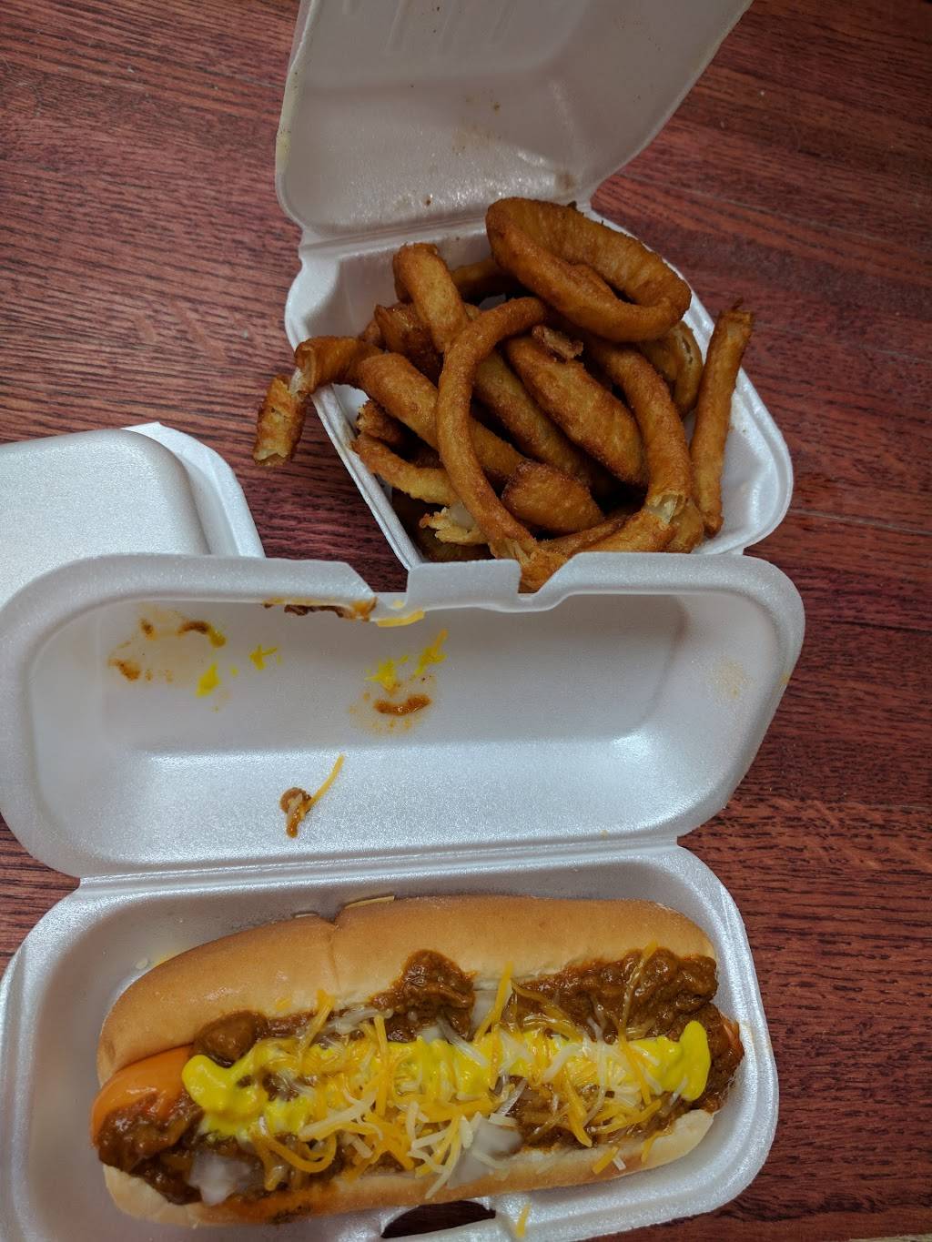 T & J Coney Island | restaurant | 20601 Eight Mile Rd, Detroit, MI 48219, USA | 3135330353 OR +1 313-533-0353