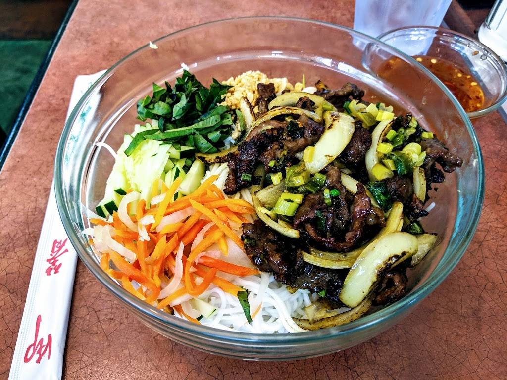 Phó Só 8 | restaurant | 3588 Ridgeway Rd, Memphis, TN 38115, USA | 9013667827 OR +1 901-366-7827