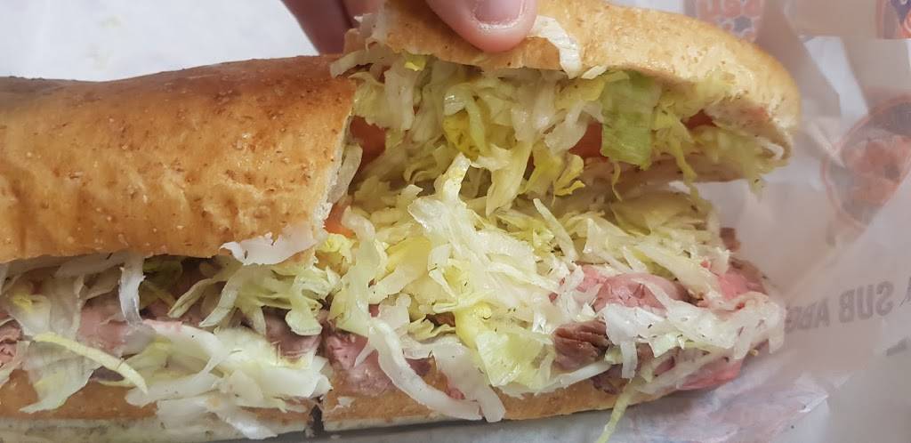 Jersey Mikes Subs | meal takeaway | 520 Folly Rd Suite 20, Charleston, SC 29412, USA | 8437181606 OR +1 843-718-1606