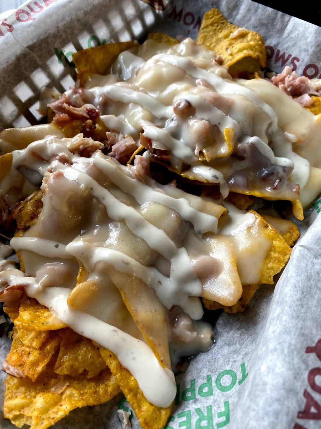 Momma Goldbergs Deli | restaurant | 4710 Frank St, Birmingham, AL 35235, USA | 2056613354 OR +1 205-661-3354