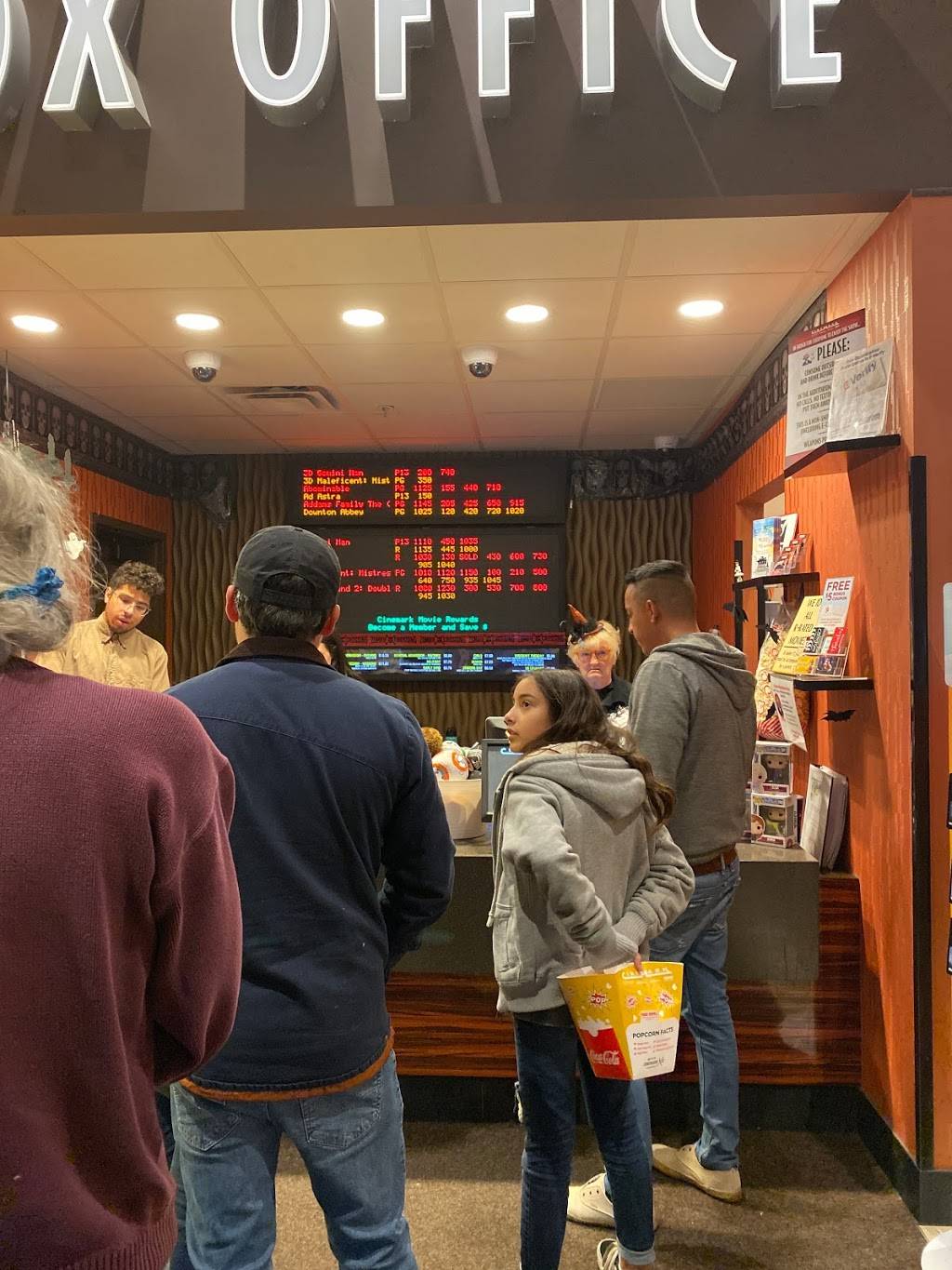 Cinemark Sugarhouse | meal takeaway | 2227 Highland Dr, Salt Lake City, UT 84106, USA | 8014663699 OR +1 801-466-3699