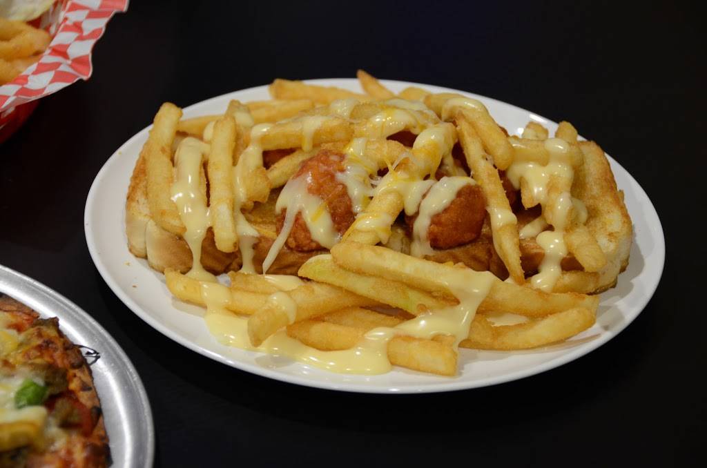 Big Arts Yokel | restaurant | 22461 IL-9, Tremont, IL 61568, USA | 3099252607 OR +1 309-925-2607