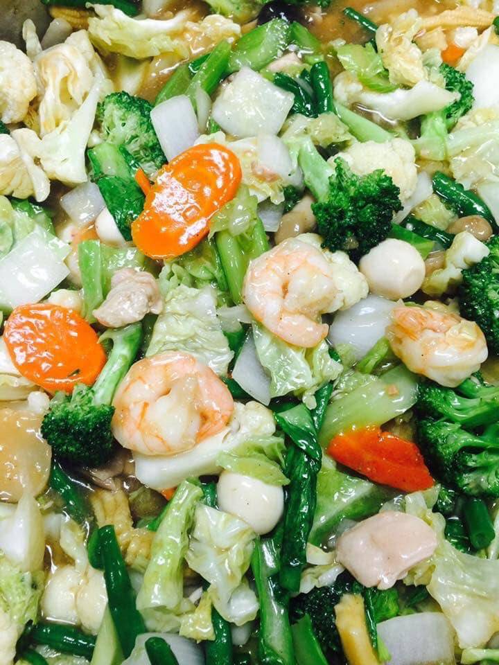 Lisa & Rose Kitchen | restaurant | 9715 Milwaukee Ave, Des Plaines, IL 60016, USA | 8475811584 OR +1 847-581-1584