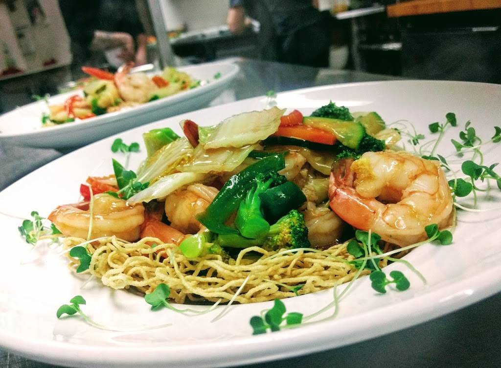 Délice Chhouk Tep | restaurant | 420 Rue Saint-Jean, Drummondville, QC J2B 1R8, Canada | 8198508339 OR +1 819-850-8339