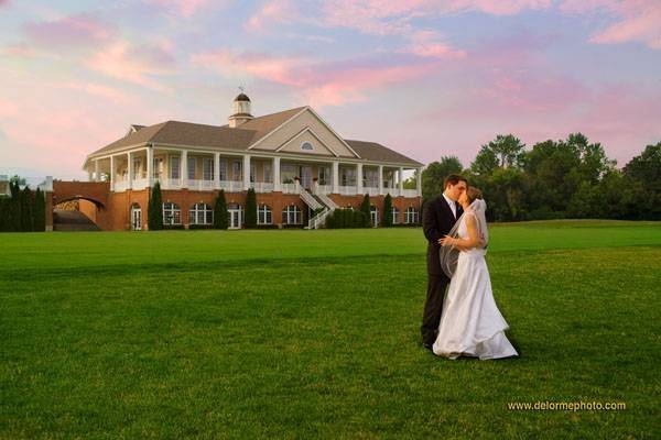 The Captains Club at Woodfield | restaurant | 10200 Woodfield Dr, Grand Blanc, MI 48439, USA | 8106954653 OR +1 810-695-4653