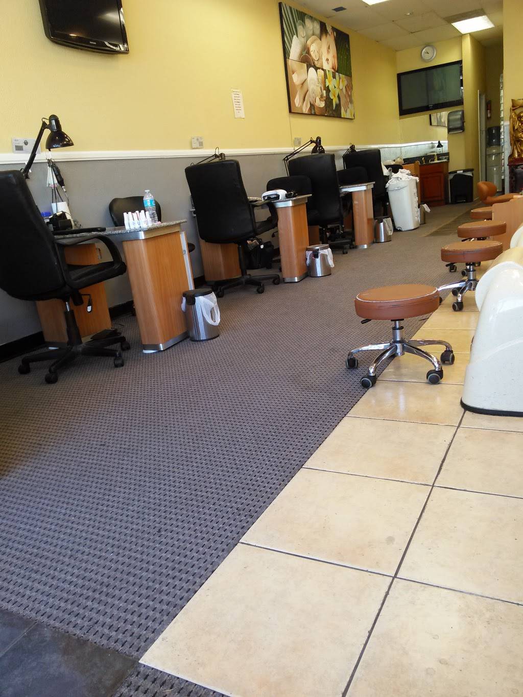 Pizza Hut | restaurant | 777 S Arroyo Pkwy, Pasadena, CA 91105, USA | 6267922800 OR +1 626-792-2800