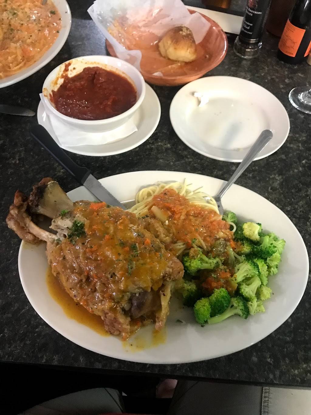 Roccos Pizza Pasta Grill | restaurant | 827 14th St W, Bradenton, FL 34205, USA | 9412260000 OR +1 941-226-0000