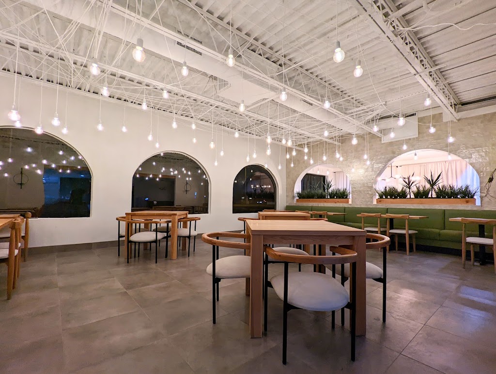 Vine & Olive | restaurant | 3350 S Washington Ave, Titusville, FL 32780, USA | 3215675028 OR +1 321-567-5028