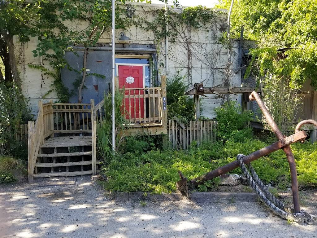 Wreck of the Richard & Charlene | restaurant | 106 Haddrell St, Mt Pleasant, SC 29464, USA | 8438840052 OR +1 843-884-0052