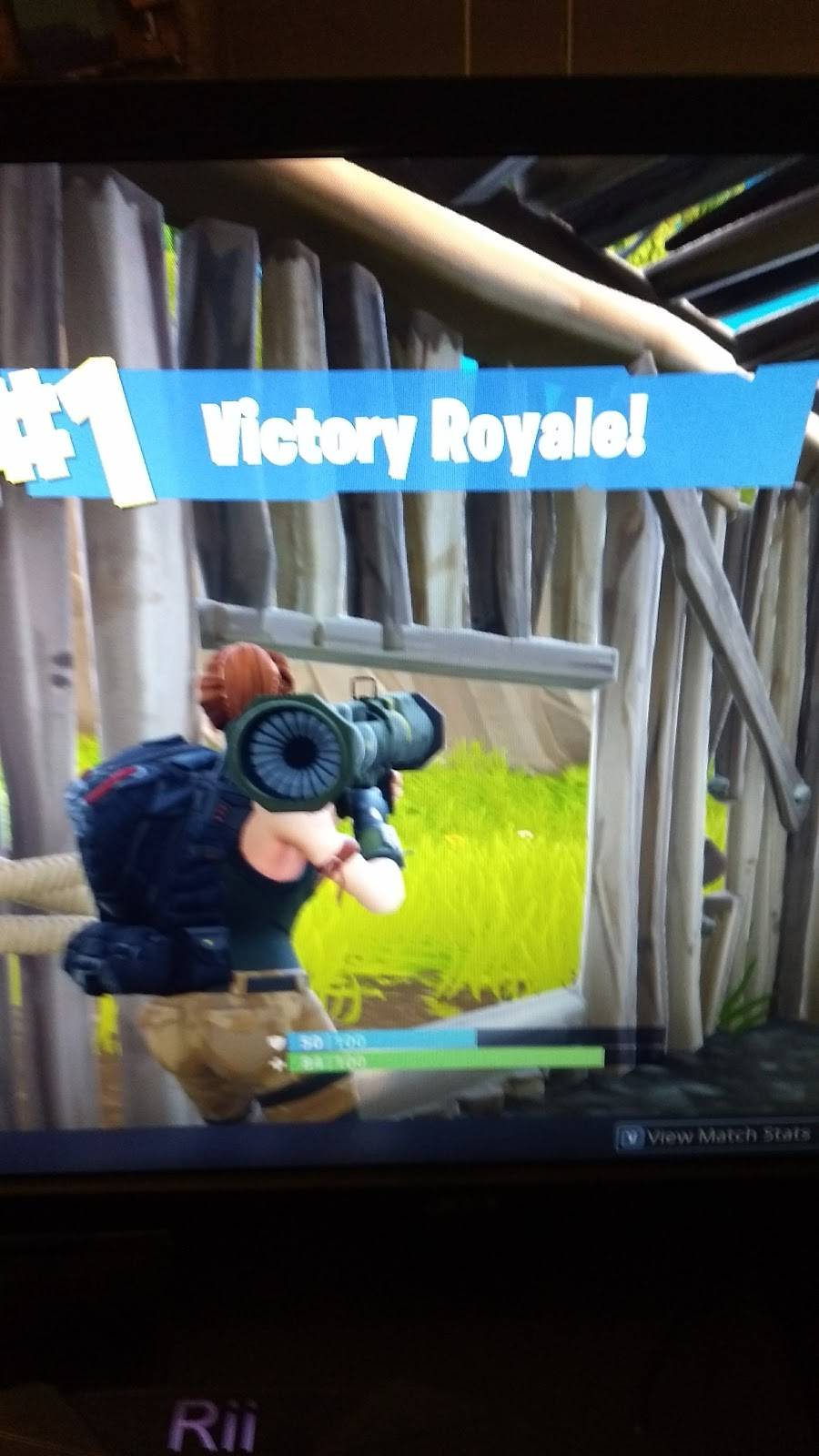 Costco Food Court | meal takeaway | 16505 Sierra Lakes Pkwy, Fontana, CA 92336, USA | 9097705639 OR +1 909-770-5639