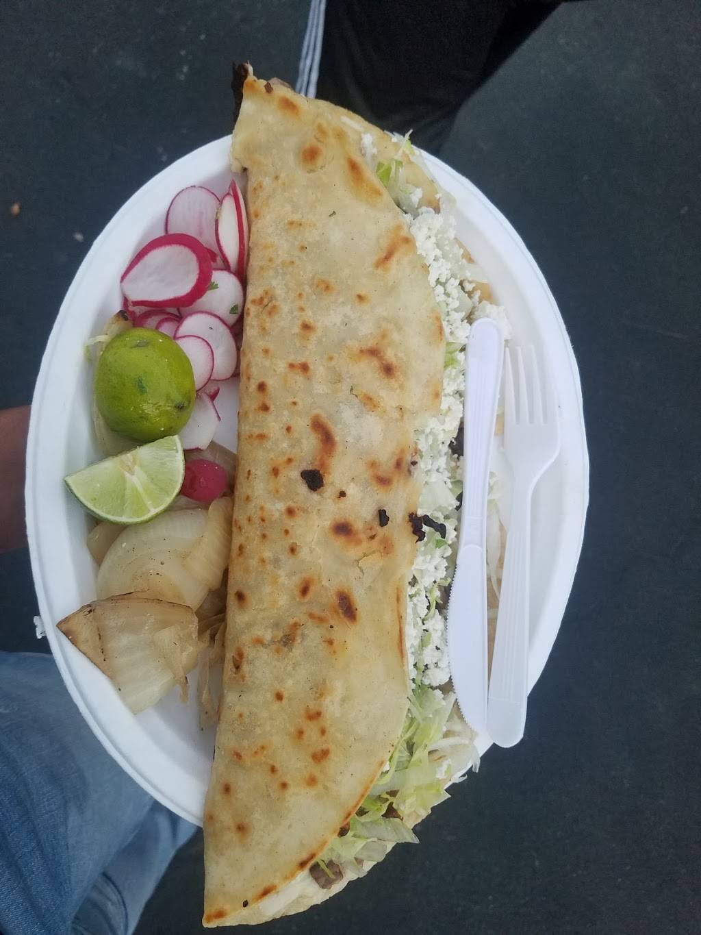 La Chilanguita (Taco Truck) | restaurant | 4167, 4179 Moorpark Ave, San Jose, CA 95117, USA | 4087243168 OR +1 408-724-3168